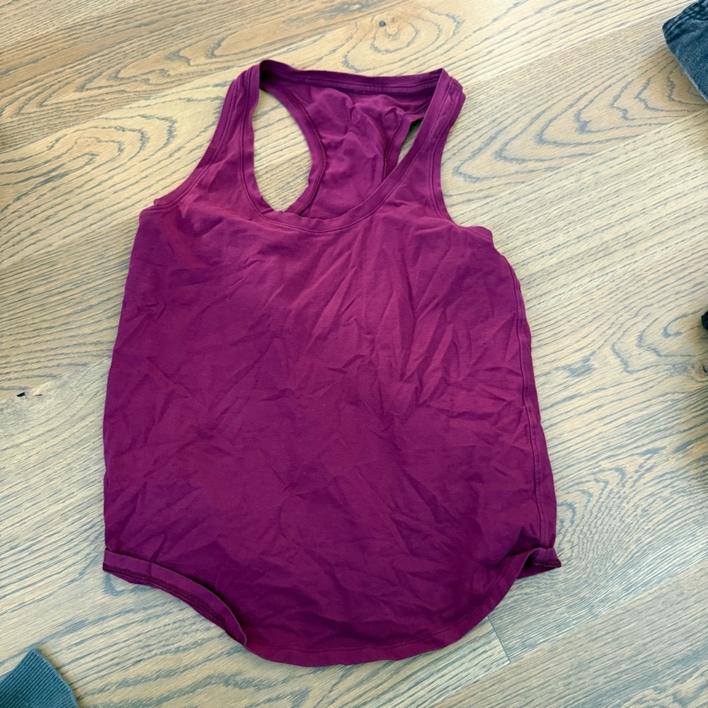 Lululemon tank